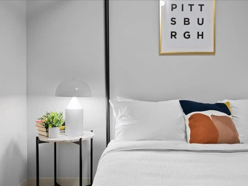 Cozysuites Historic 1Br, Downtown Pittsburgh Bagian luar foto
