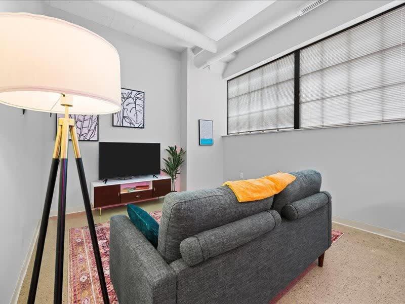 Cozysuites Historic 1Br, Downtown Pittsburgh Bagian luar foto
