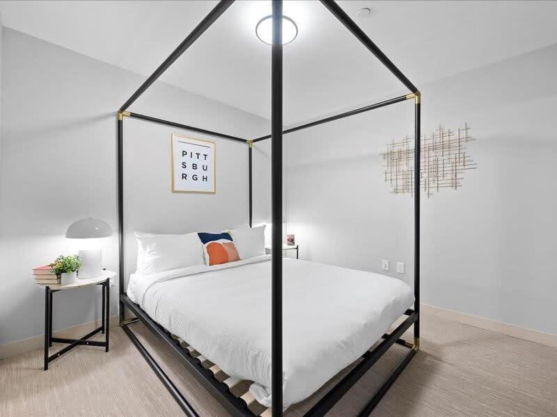 Cozysuites Historic 1Br, Downtown Pittsburgh Bagian luar foto